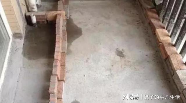 看到鄰居家把陽臺架空，業(yè)主也想要做，而朋友卻說麻煩大了